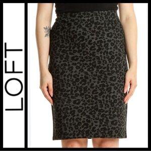 NWT Ann Taylor Loft Animal Print Ponte Pencil Skirt